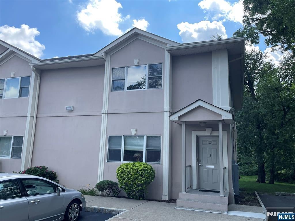 485 Saddle River Road 18 — photo