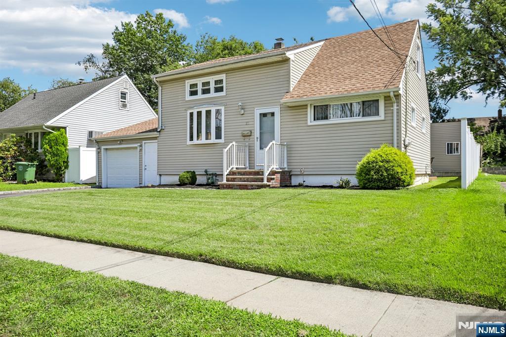 10 Independence Drive — photo
