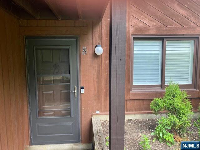 5 Sugar Loaf Court 8 — photo