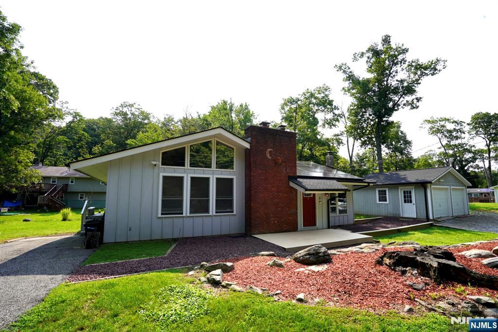 5 Woodlawn Drive — photo