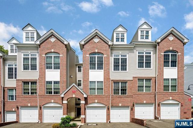 19 Ashley Court — photo