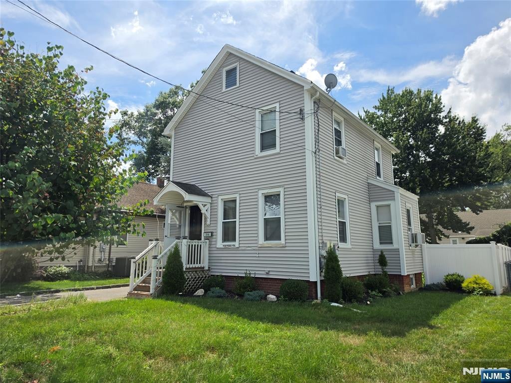 316 William Street — photo