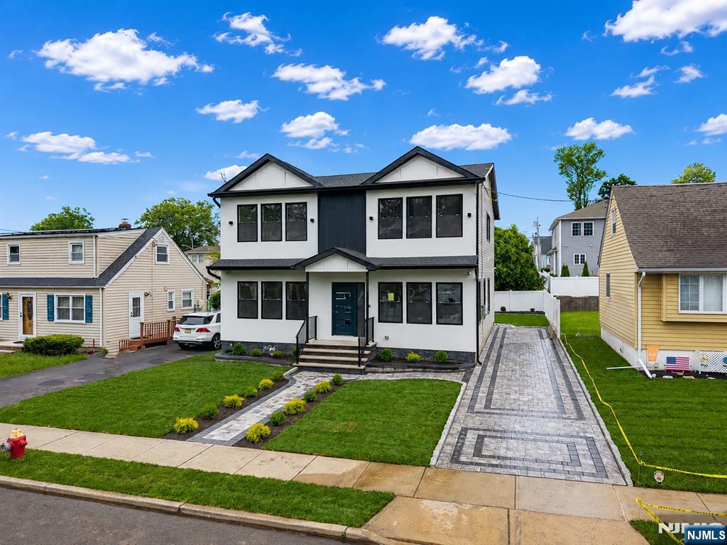 55 Long Hill Drive — photo