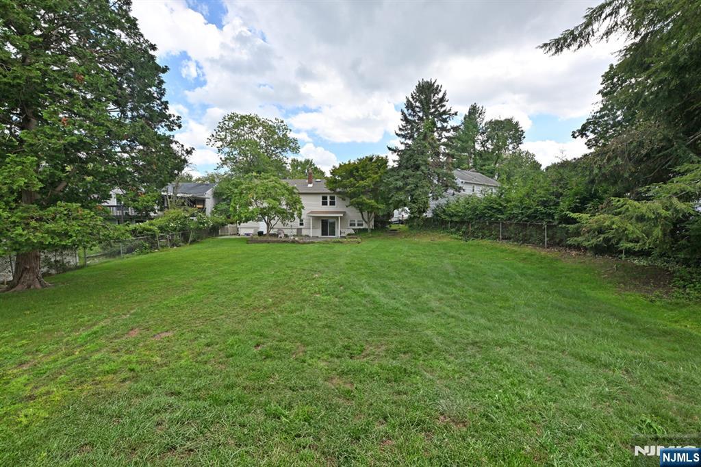 459 Tulane Court, Paramus, NJ 07652 — photo 3