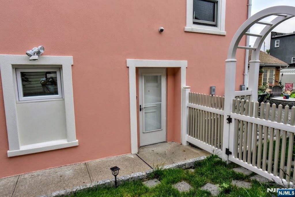 112 Pink Street, Hackensack, NJ 07601 — photo 2