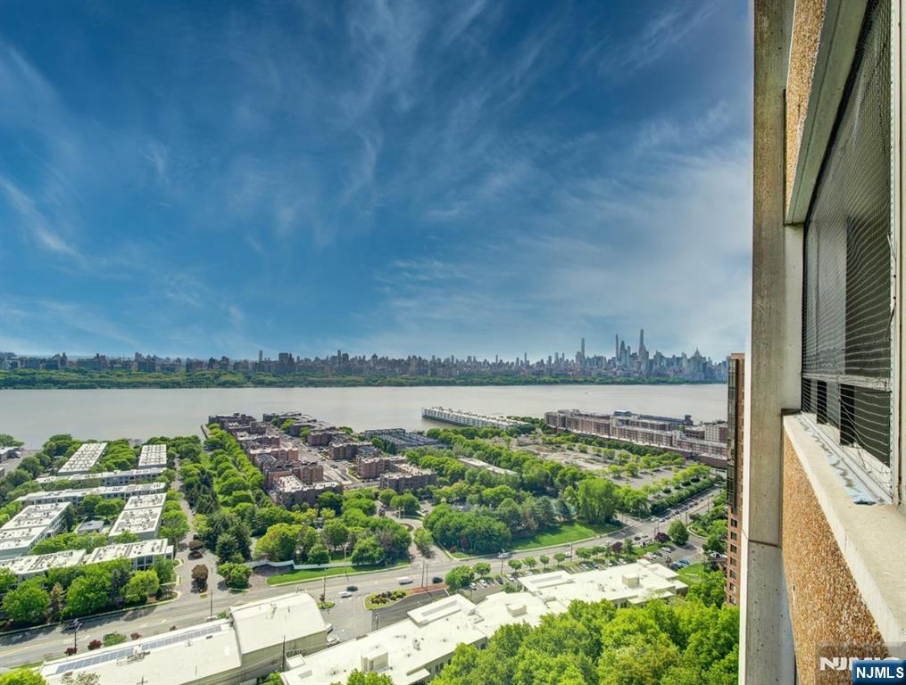 250 Gorge 21B — photo