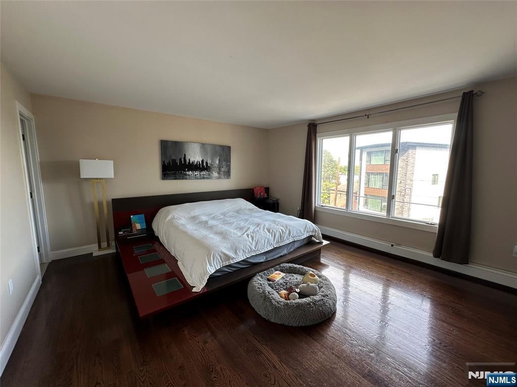 724 Undercliff Avenue Unit B — photo