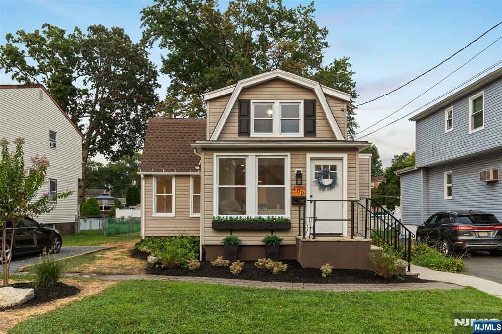 180 Cutter Avenue — photo