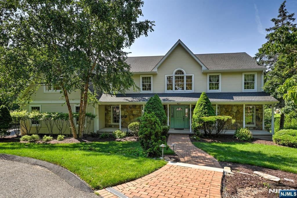 416 Hidden Valley Court — photo