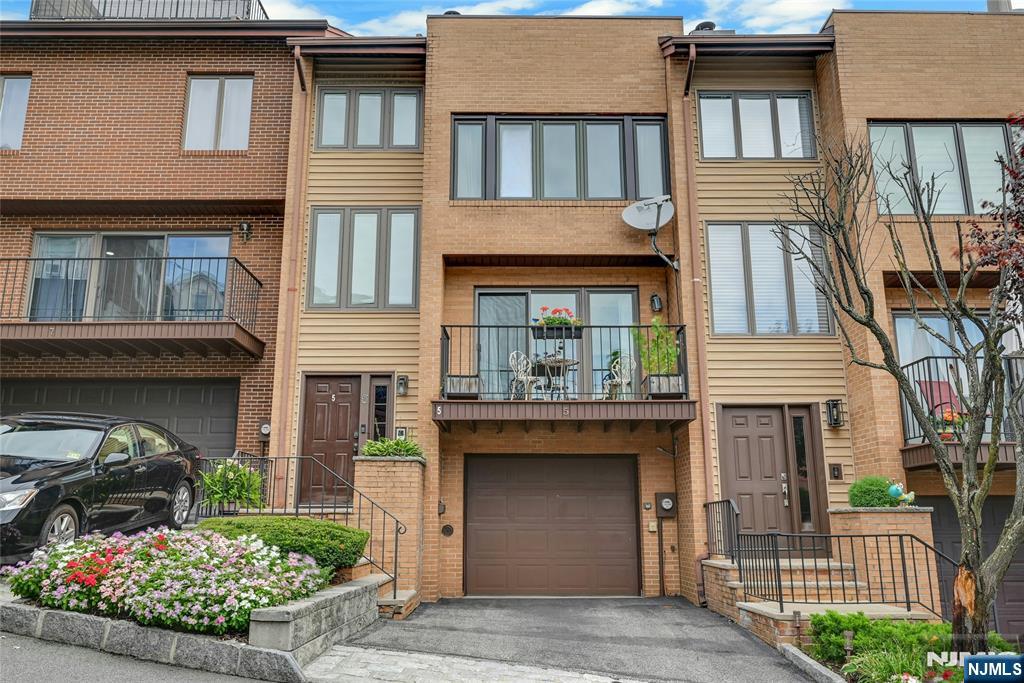 5 Yorkview Drive — photo