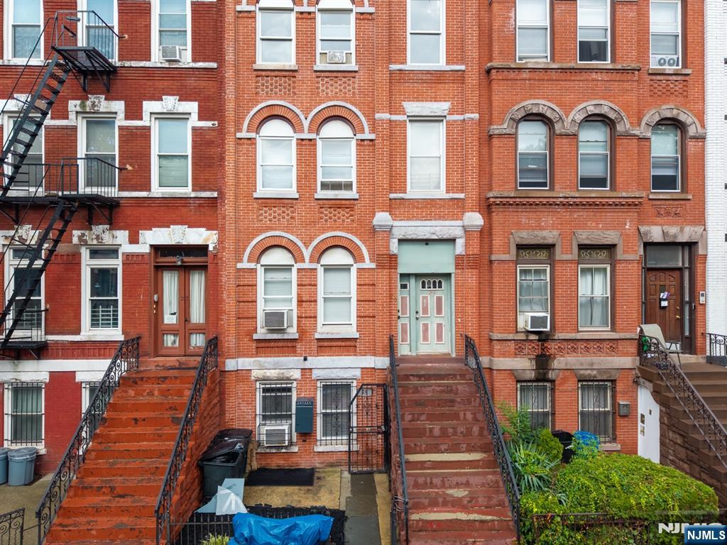 29 Madison Avenue — photo