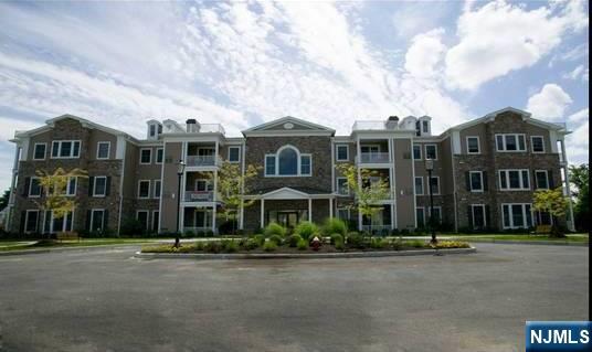 5 Tenakill Park E 317 — photo