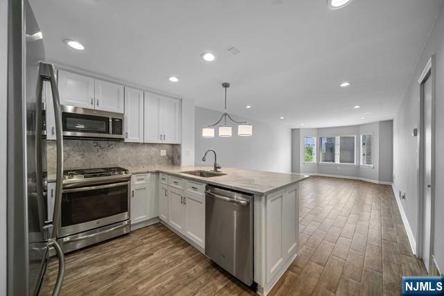 504 Ellery Court — photo