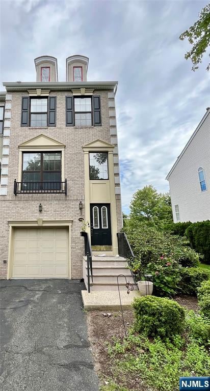 456 Hartford Drive 4057 — photo