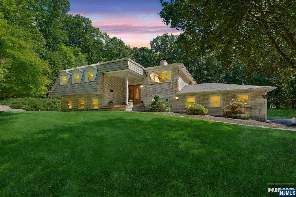 15 Sugar Hill Road — photo