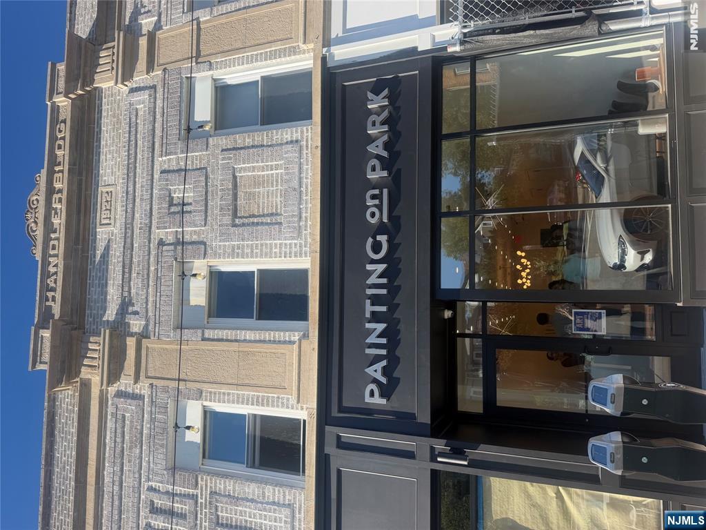 104 Park Avenue — photo
