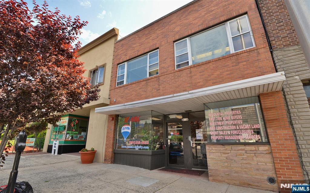 1249 Paterson Plank Road Basement — photo