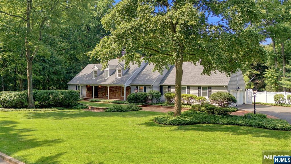 29 Hickory Hill — photo