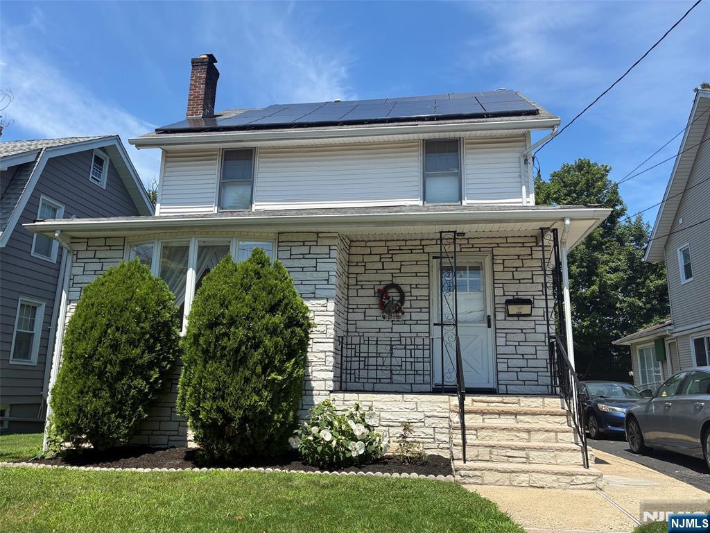 124 Hawthorne Avenue — photo