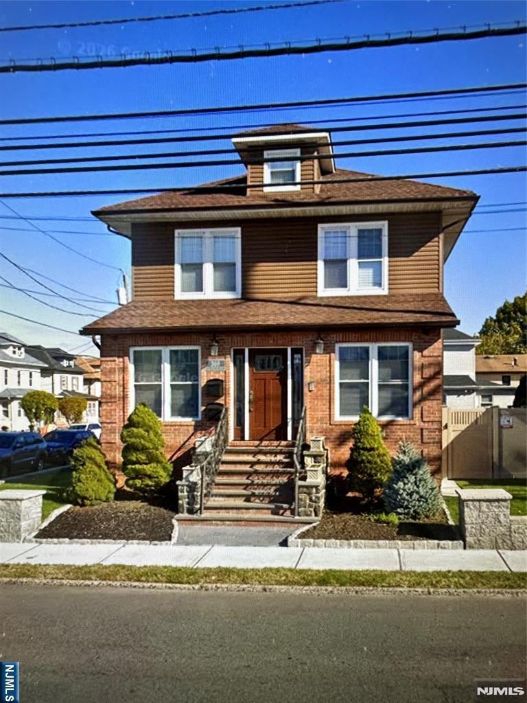 369 Edgewater Road 1Fl — photo