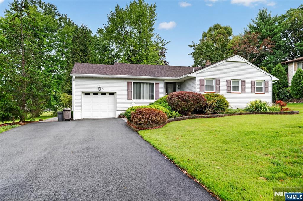 25 Normandy Drive, Wayne, NJ 07470 — photo 2