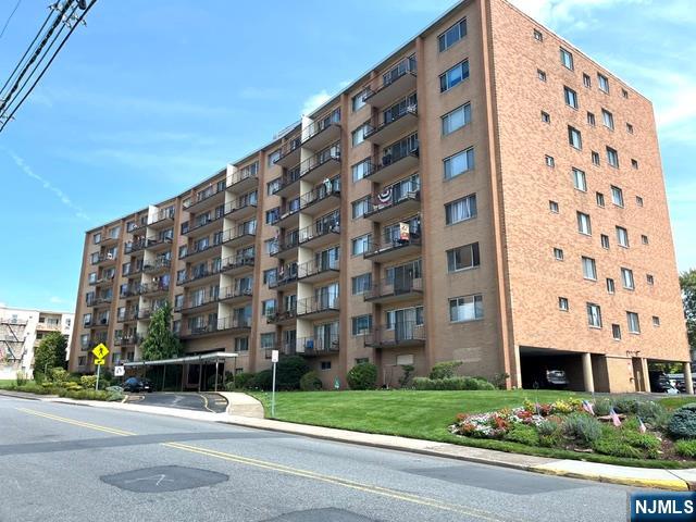 265 Main Street — photo