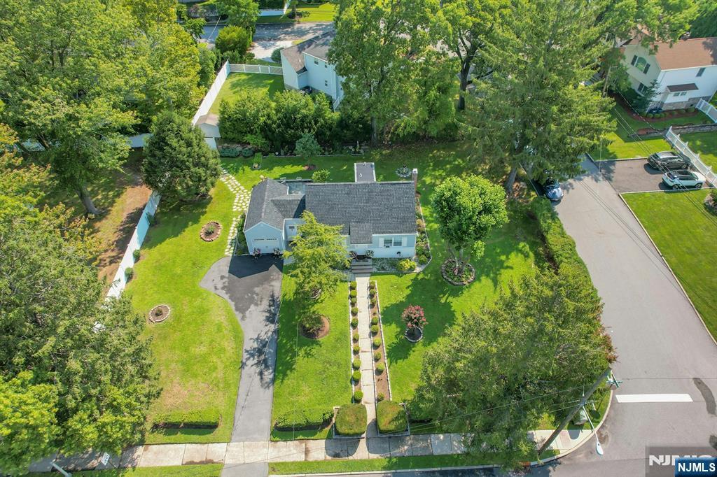 10 Knickerbocker Road, Demarest, NJ 07627 — photo 2