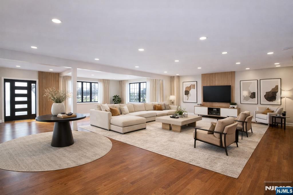 50 Grand Avenue — photo