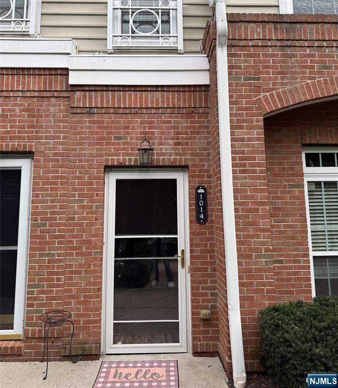 1014 Cunningham Court — photo