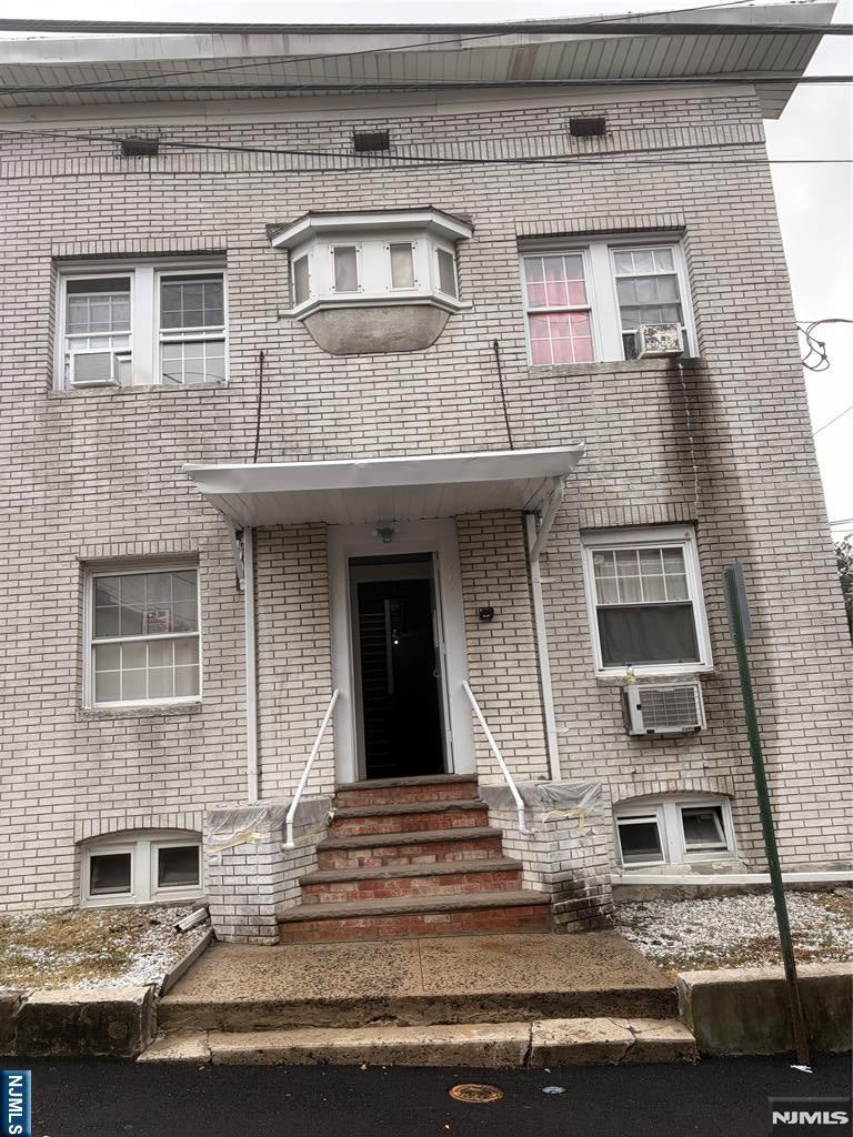 212 Crescent Lane 3 — photo