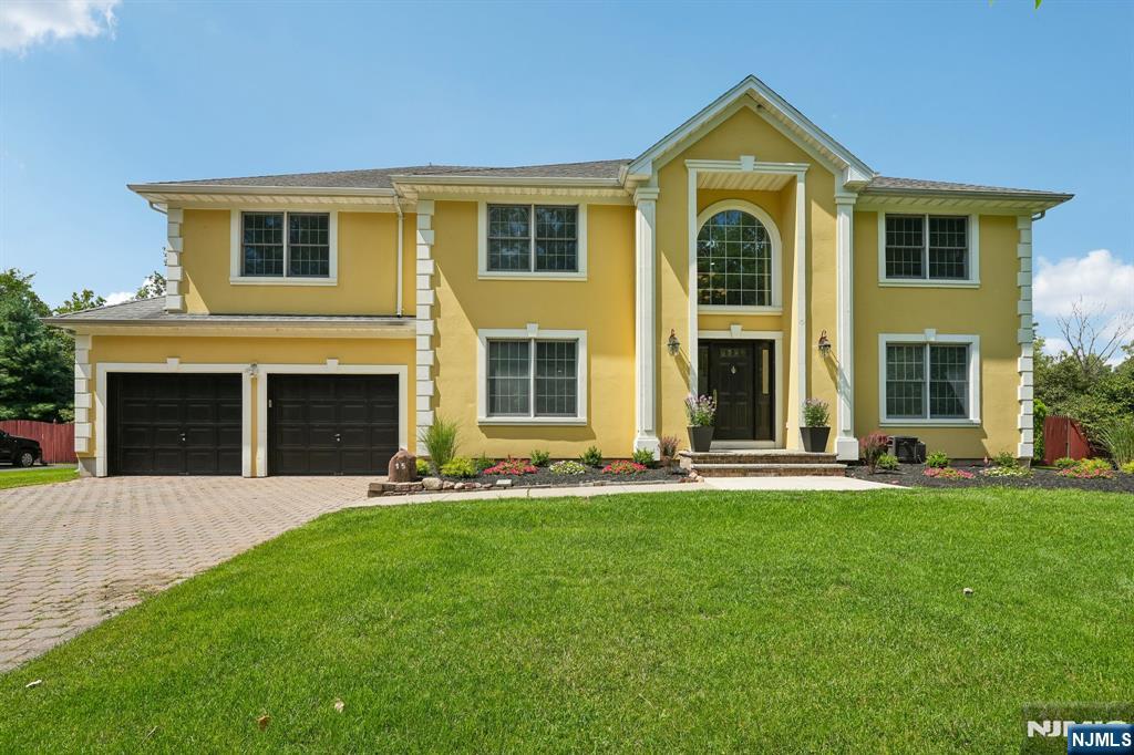 15 Bethany Circle — photo