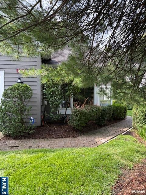 279 Barnstable — photo