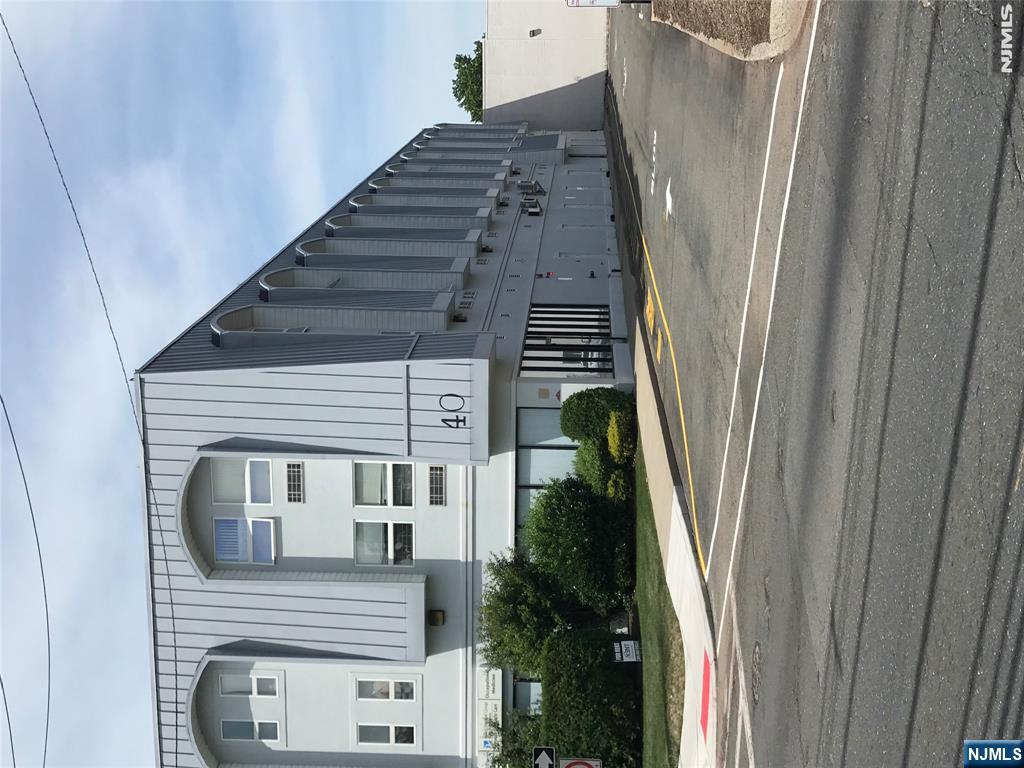 40 Washington Avenue — photo