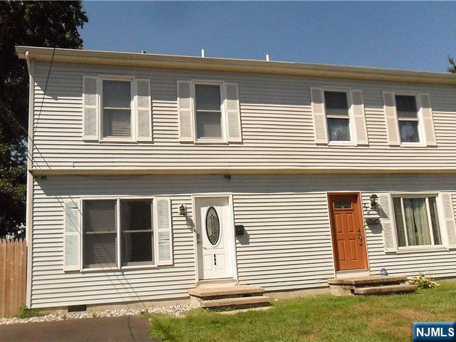 528 Chestnut Place — photo