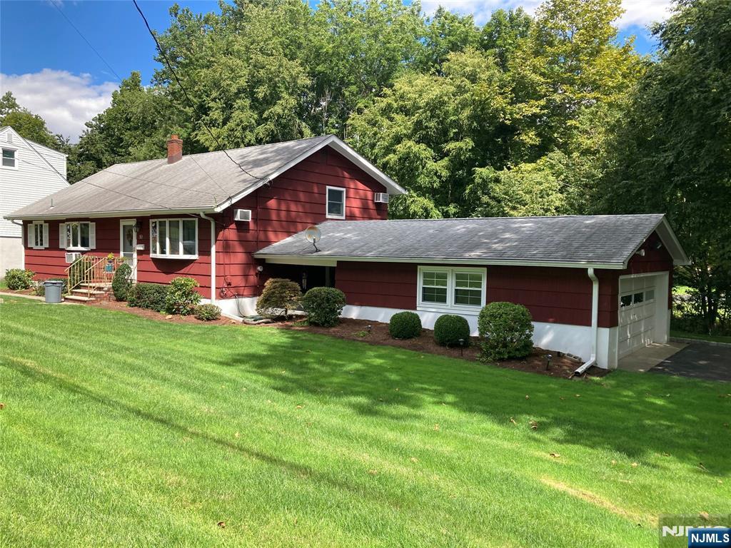 10 Pinecrest Terrace — photo