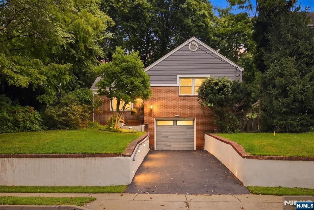 43 Linden Terrace — photo
