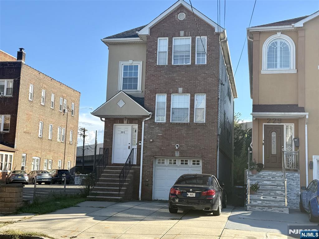 231 Jersey Street — photo