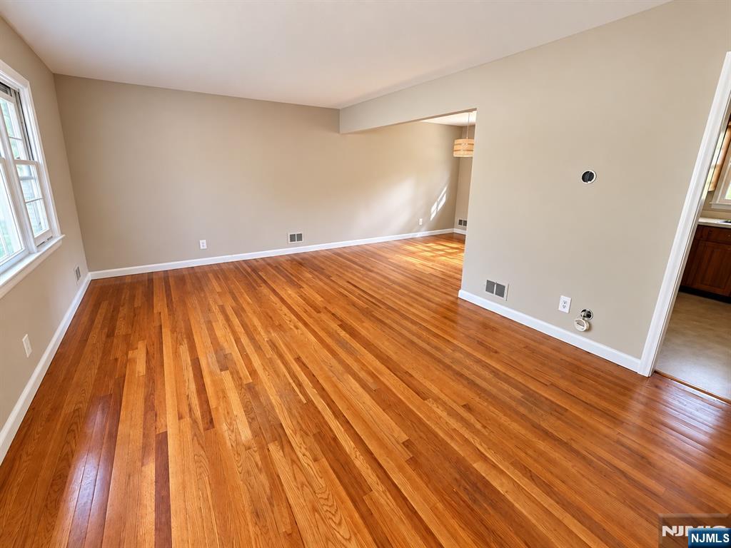201 Davis Avenue, Hackensack, NJ 07601 — photo 2