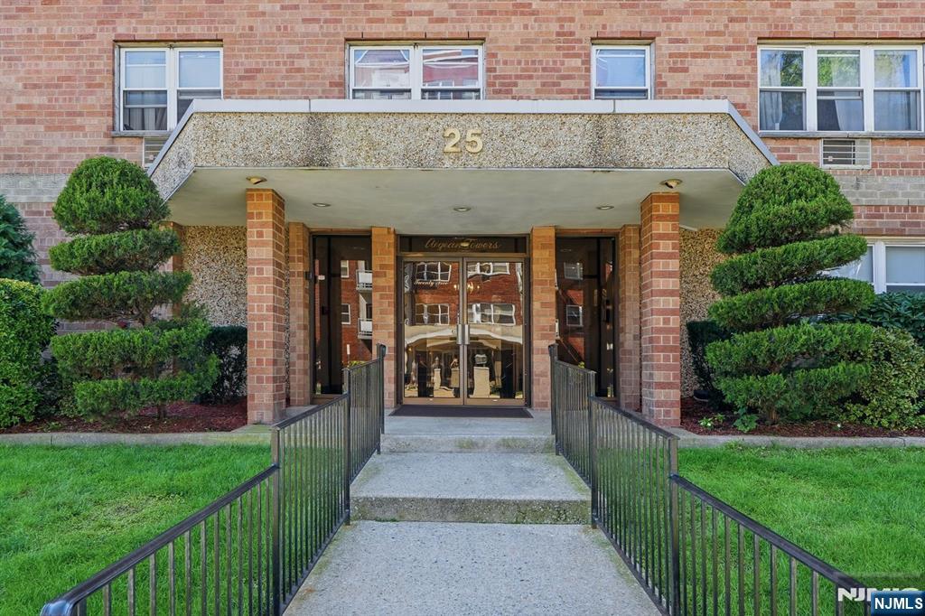 25 Jefferson Street 6D — photo