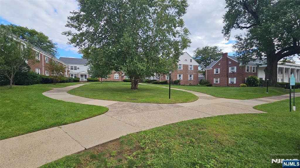 129 River Drive — photo