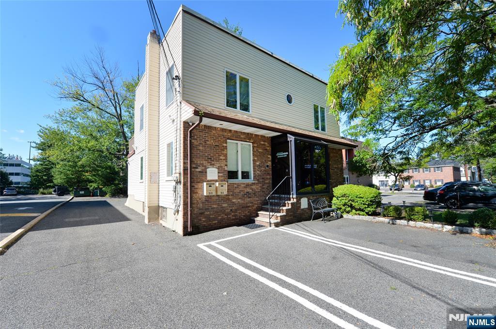 24 Farview Terrace, Paramus, NJ 07652 — photo 2