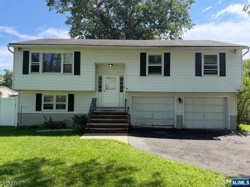 2 Denora Drive — photo