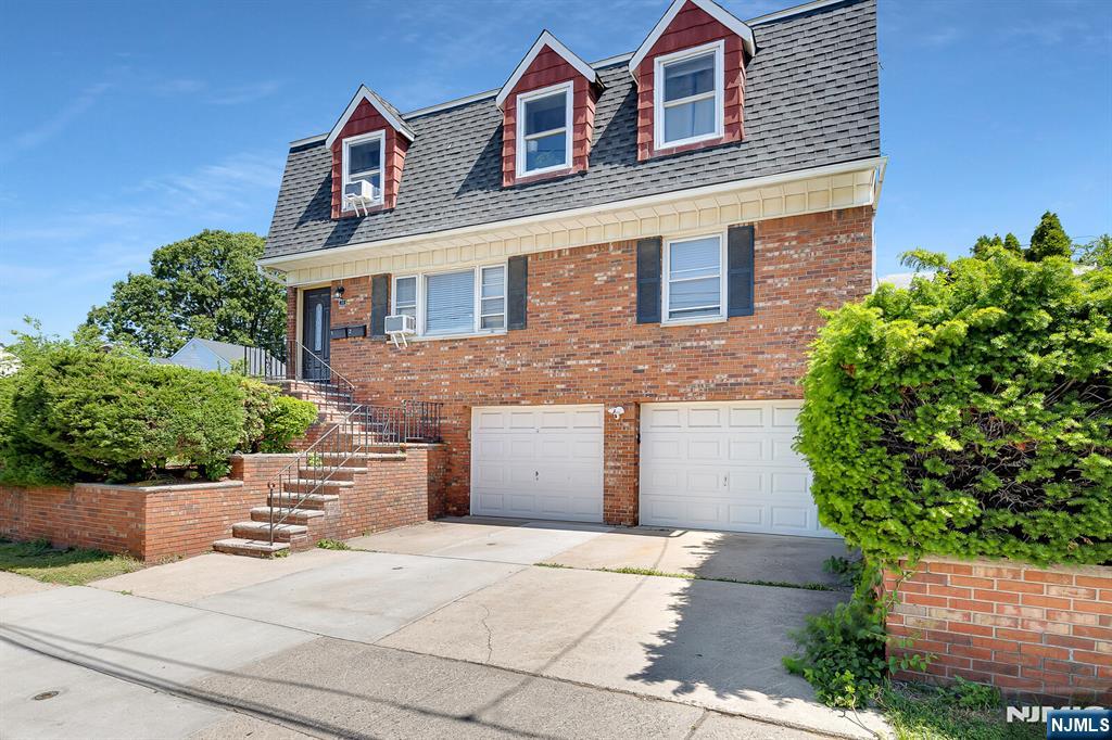 31 Marginal Road, Rutherford, NJ 07070 — photo 2