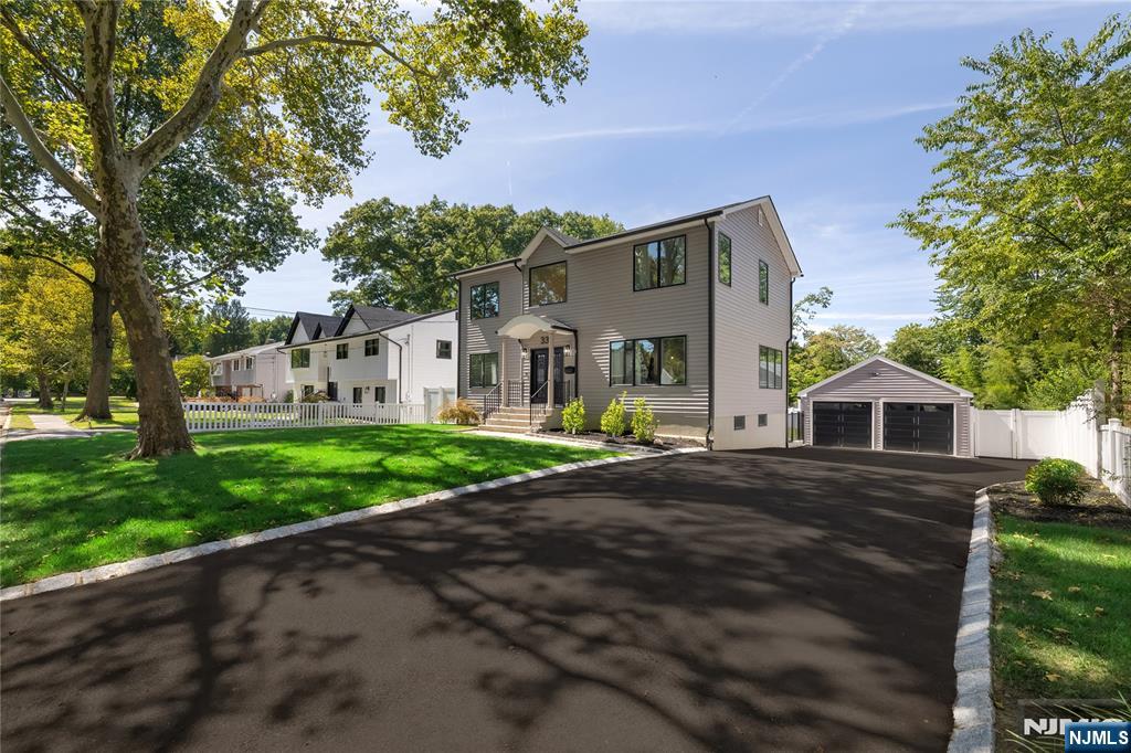 331 Elmwood Drive — photo