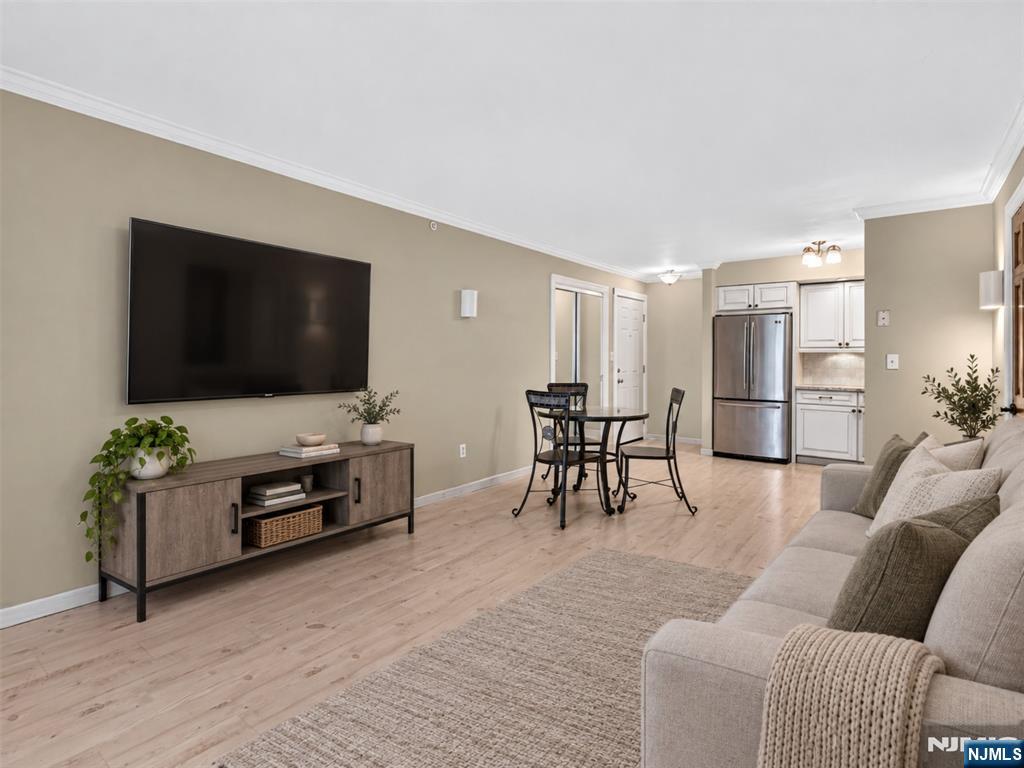 1510 Faulkner Court — photo