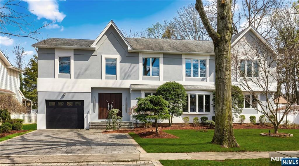 827 Alden Road — photo