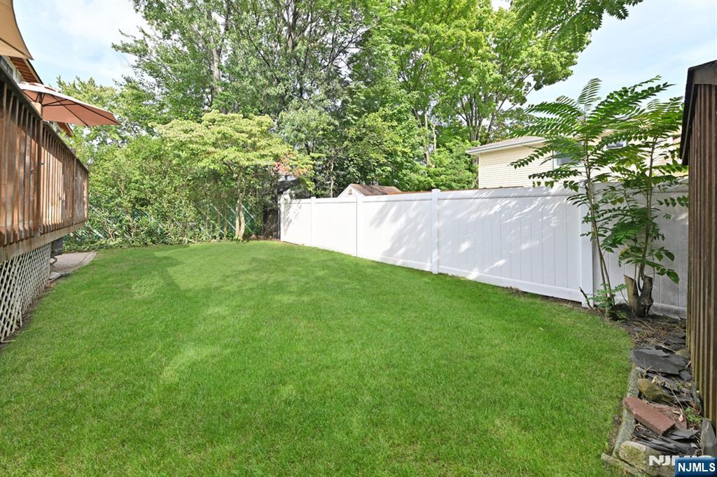 700 Evans Street, Paramus, NJ 07652 — photo 3