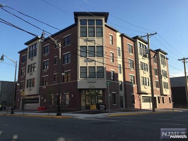240 Walker Street — photo
