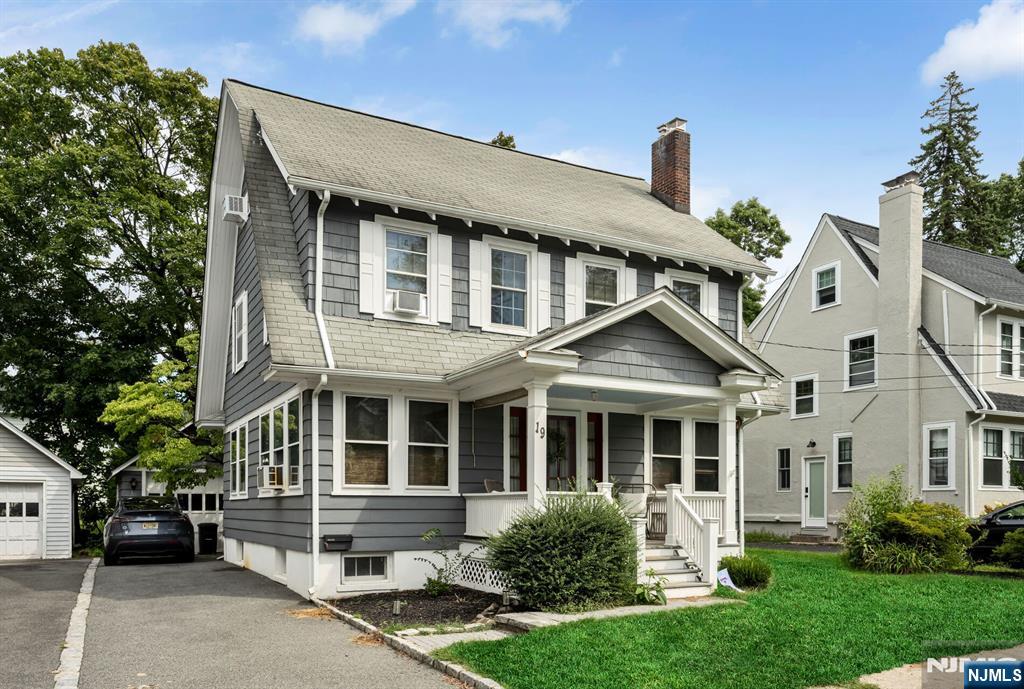 19 Christopher Place — photo