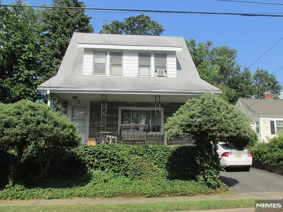 85 Elizabeth Avenue — photo